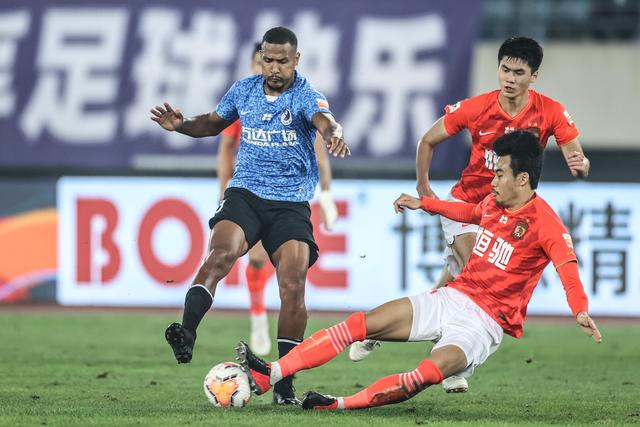 巴西选举弃权率创高，特朗普介入影响选情